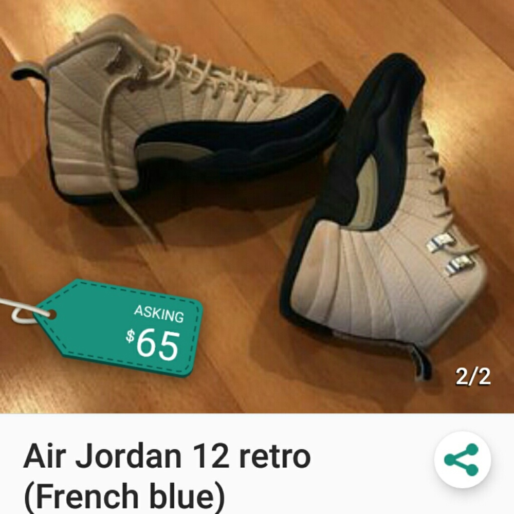 Kids tennis shoes